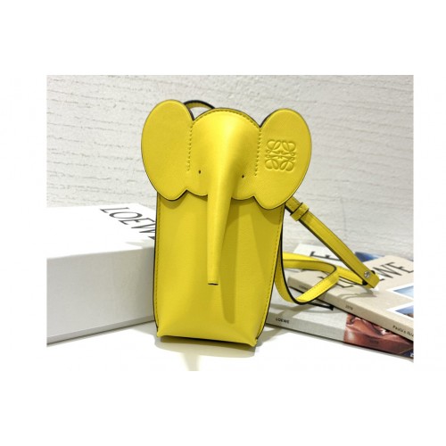 Loewe Elephant Pocket in Yellow classic calfskin