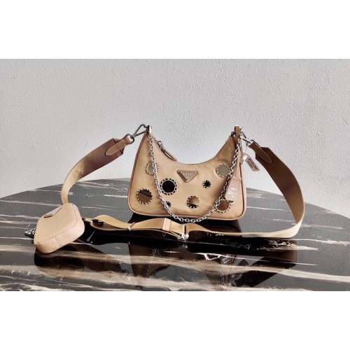 Prada 1BH204 Re-Edition 2005 nylon shoulder bag in Apricot Nylon