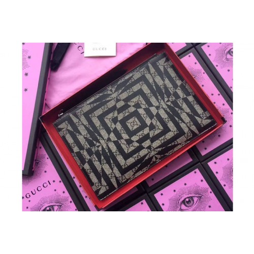 Gucci Supreme pouch With Square