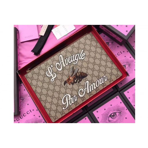 Gucci Supreme pouch With Bee