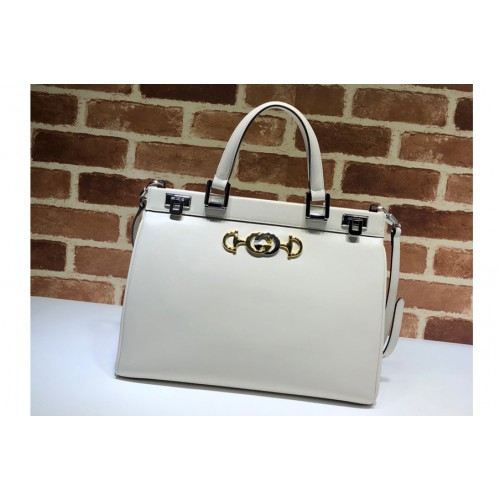Gucci Zumi medium top handle bag in White Leather