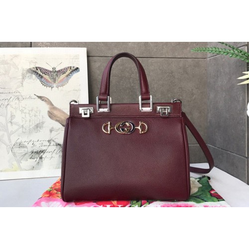Gucci Zumi grainy leather small top handle bag in Bordeaux grainy leather