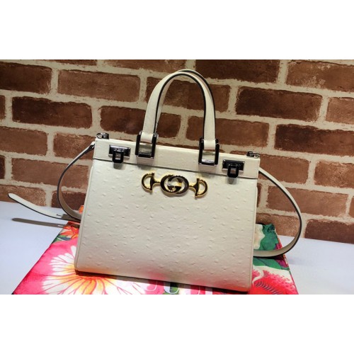 Gucci Zumi grainy leather small top handle bag in White Grainy leather