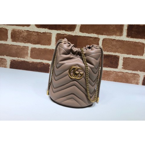 Gucci Marmont mini bucket bag in Dusty pink chevron leather