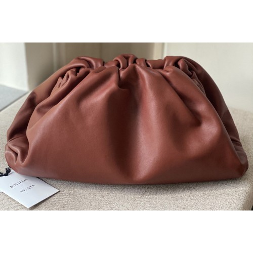 Bottega Veneta pouch bag Soft oversize clutch in Bordeaux Nappa leather