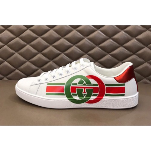 Mens and Womens Gucci Ace sneaker with Interlocking G