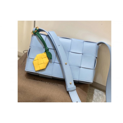 Bottega Veneta BV Cassette Crossbody bag In Blue Lambskin Leather