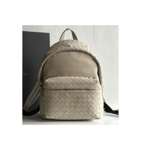 Bottega Veneta BV Backpack In White woven calfskin