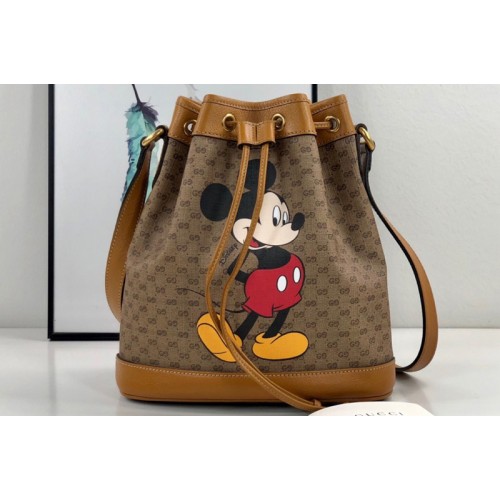 Gucci Disney x Gucci small bucket bag in Beige ebony mini Supreme canvas