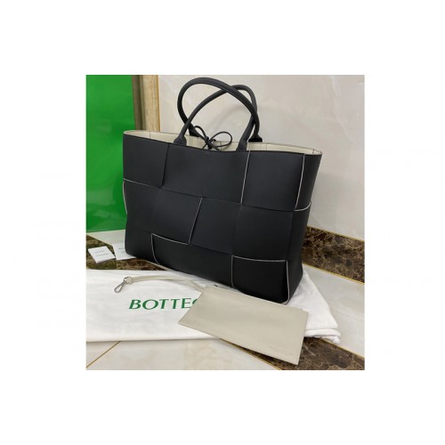 Bottega Veneta Arco Tote Bag in Black Nappa leather