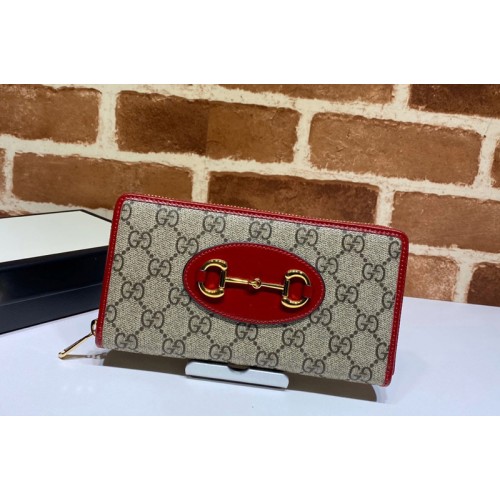 Gucci 1955 Horsebit zip around wallet in Beige ebony Supreme canvas With Red Leather