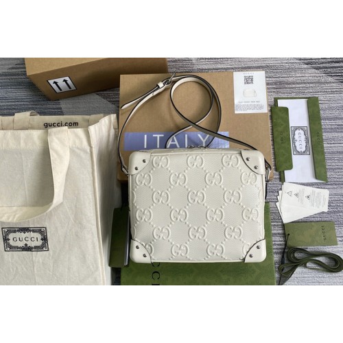 Gucci embossed shoulder bag in White embossed leather