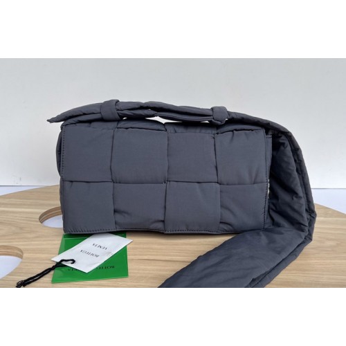 Bottega Veneta Padded tech cassette cross-body bag in Gray nylon