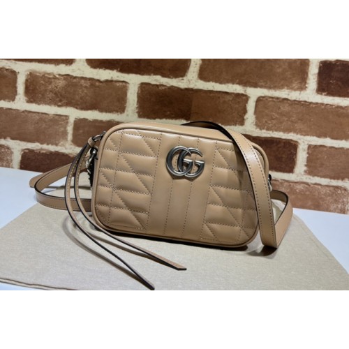 Gucci Marmont mini shoulder bag in Beige matelasse leather