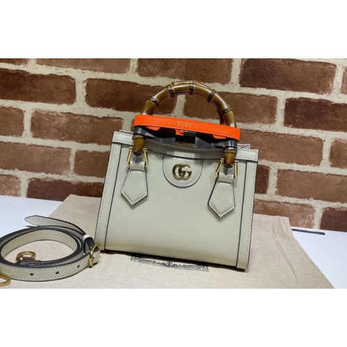 Gucci Diana mini tote bag in White leather