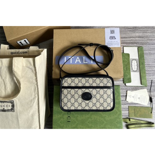 Gucci shoulder bag in Beige and blue Supreme canvas