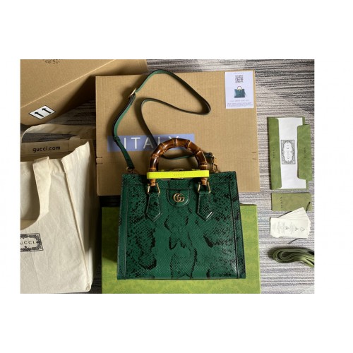 Gucci Diana small python tote bag in Green colored python Gucci Diana small python tote bag in Green colored python