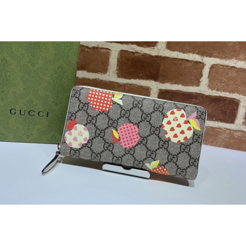 Gucci Les Pommes zip around wallet in Beige ebony Supreme canvas with apple print