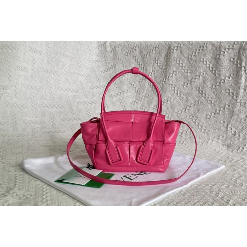 Bottega Veneta Arco cross-body bag in Bonbon Intreccio leather