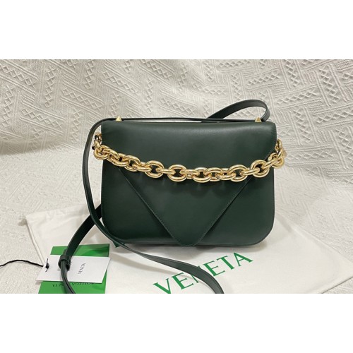 Bottega Veneta Mount Leather envelope bag in Raintree Leather