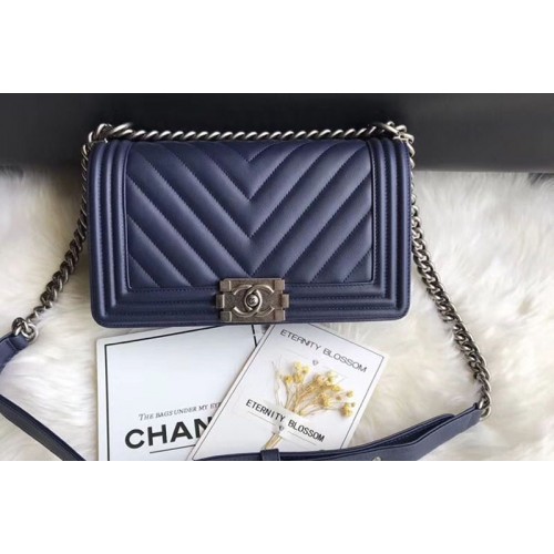 Chanel Le Boy Original Chevron Blue Leather Shoulder Bags 67086 Silver Chain