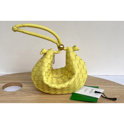Bottega Veneta Turn Small intrecciato leather pouch in Yellow Leather