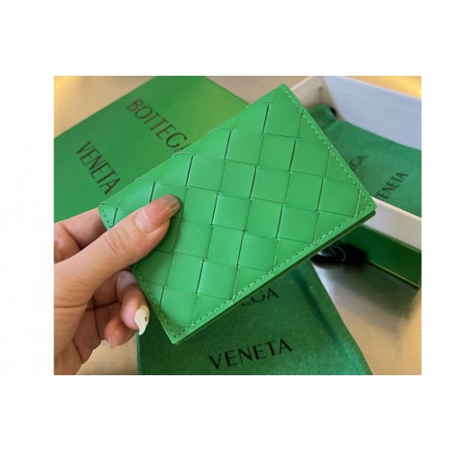 Bottega Veneta Intrecciato Business Card Case in Green Leather
