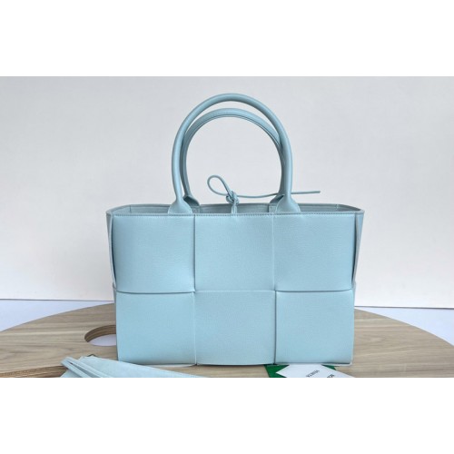Bottega Veneta Arco Mini tote bag in Light Blue Intrecciato Nappa leather