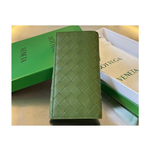 Bottega Veneta Long Intrecciato Wallet in Avocado Leather