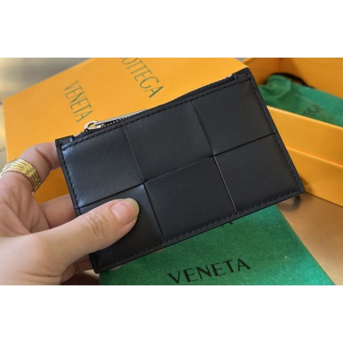 Bottega Veneta Zipped Card Case in Black Leather