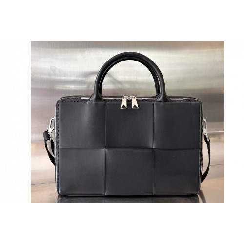 Bottega Veneta Arco Briefcase Bag in Black Leather