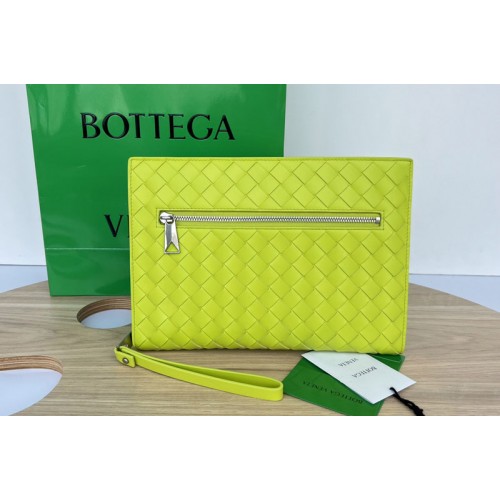 Bottega Veneta Small intrecciato leather document case in Kiwi intrecciato