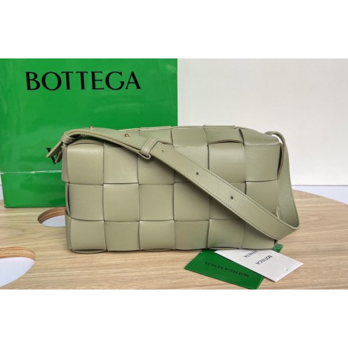 Bottega Veneta Brick Cassette shoulder bag in Travertine Intreccio leather