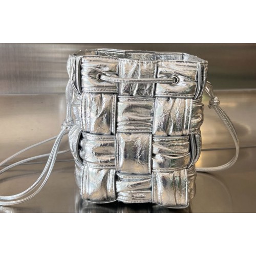 Bottega Veneta Small Cassette Bucket Bag in Silver Leather