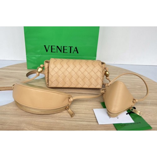 Bottega Veneta Pouch On Strap in Apricot Intrecciato leather