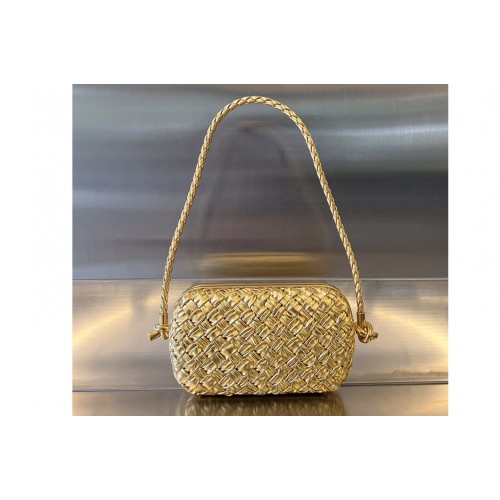 Bottega Veneta Knot On Strap Bag in Gold Leather