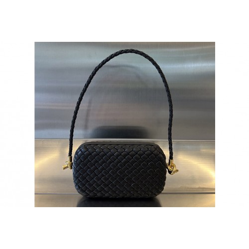 Bottega Veneta Knot On Strap Bag in Black Leather