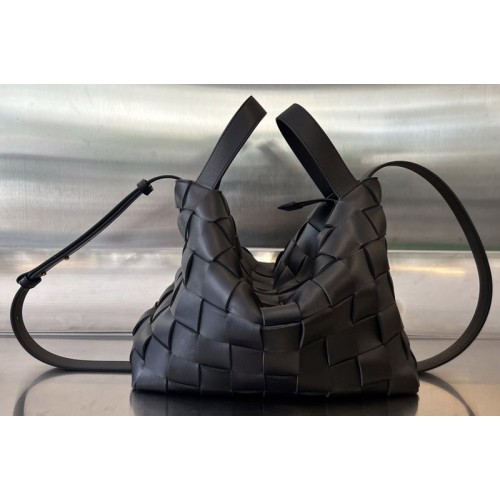 Bottega Veneta Bowling Cassette Bag In Black Leather