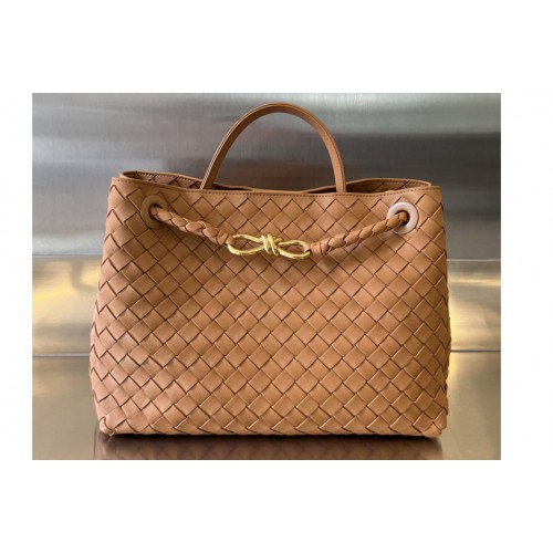 Bottega Veneta Medium Andiamo Bag in Caramel Leather