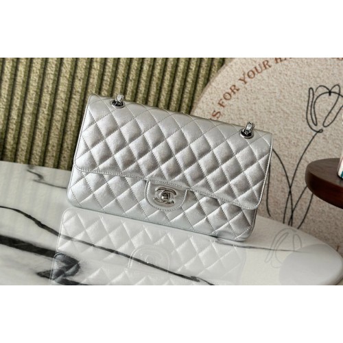 Chanel 11.12 Classic Handbag  A01112 in Silver Leather