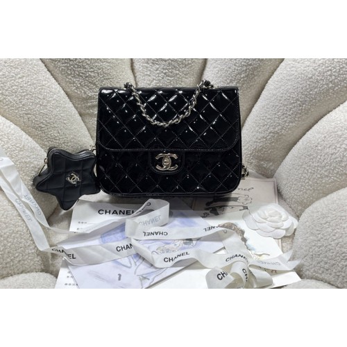 Chanel Flap Bag in Black Leather