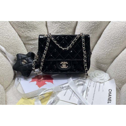 Chanel Flap Bag in Black Leather