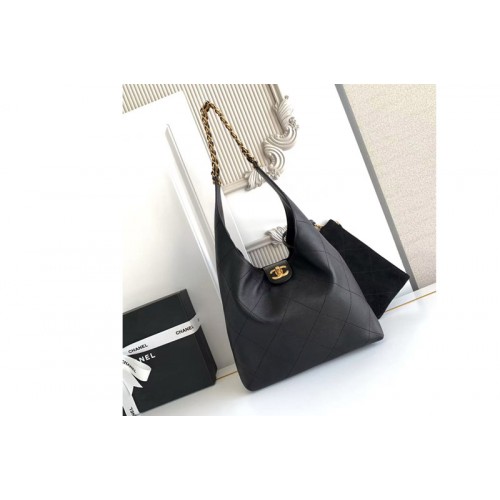 Chanel Large Hobo Bag in Black Leather