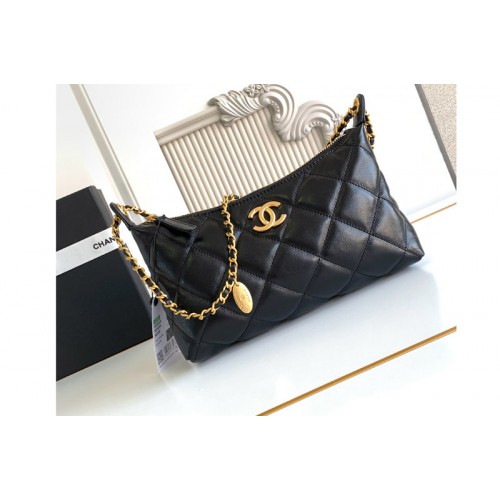 Chanel AS5498 Large Hobo Bag in Black Leather