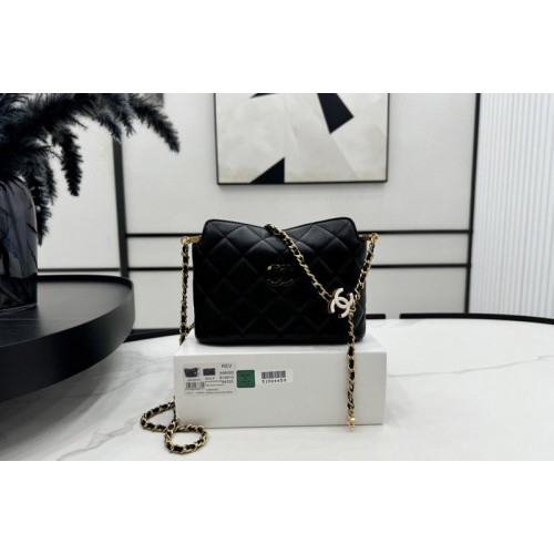 Chanel A96082 Clutch With Chain in Black Leather