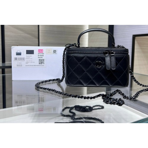 Chanel AP2199 Clutch With Chain in Black Leather
