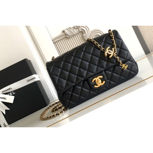 Chanel Flap Bag in Black Leather