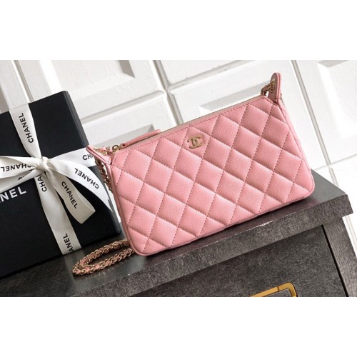 Chanel Clutch With Chain in Pink Leather