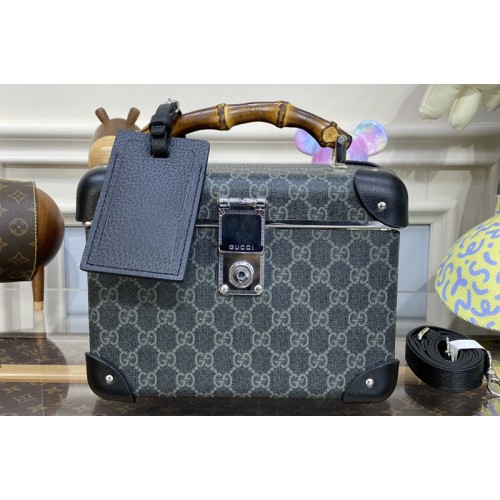 Gucci Globe-Trotter beauty case in Black Supreme canvas