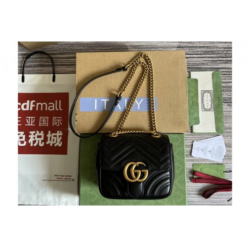 Gucci Marmont mini shoulder bag in Black matelasse chevron leather